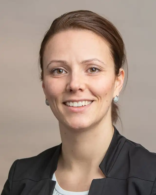 Dr. Cora Helmbrecht